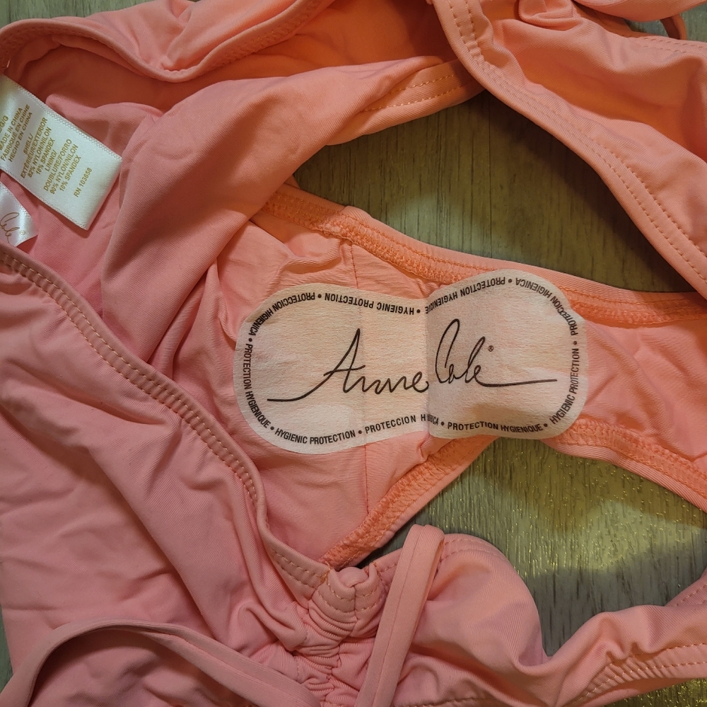 Anne cole - Picture 5 of 6